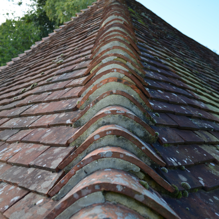 Renovation dancienne faitiere — couvreur Forcalquier